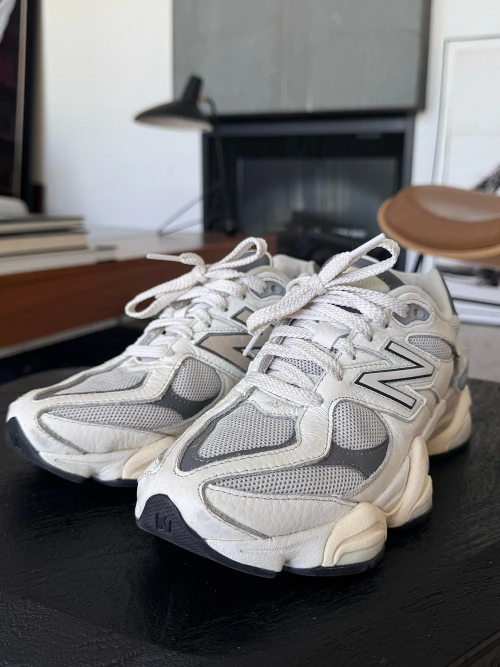 New Balance White and Gray Women's Athletic Sneakers size ze 7,5 - Picture 2 of 7